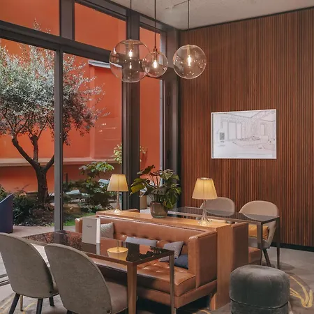 ホテル ドローイング