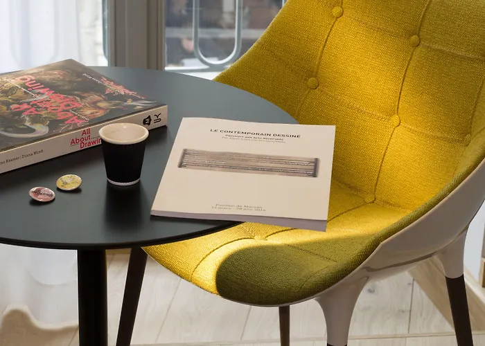 Ξενοδοχείο Drawing 4*